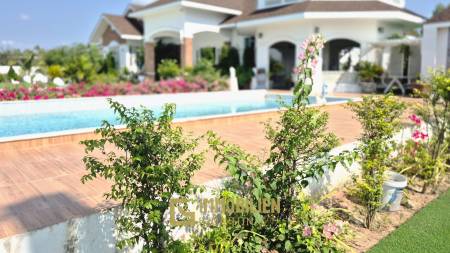 4 Bedroom Detached Home on 4-2-74 Rai  in Hua Hin