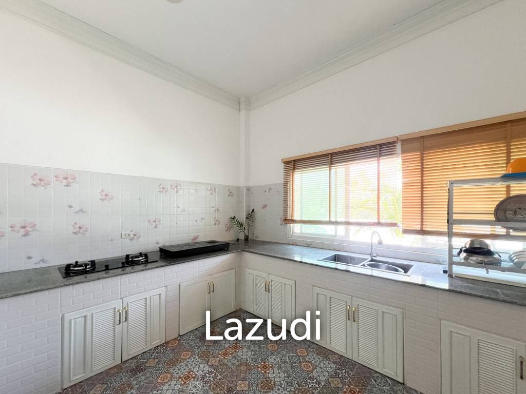 4 Bedroom Detached Home on 4-2-74 Rai  in Hua Hin