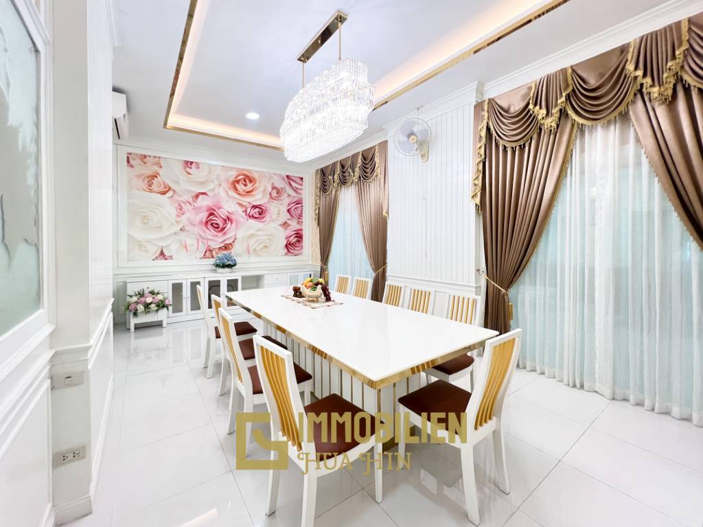 Luxuriöse Villa / pompös möbliert / 7.496 qm großes Grundstück