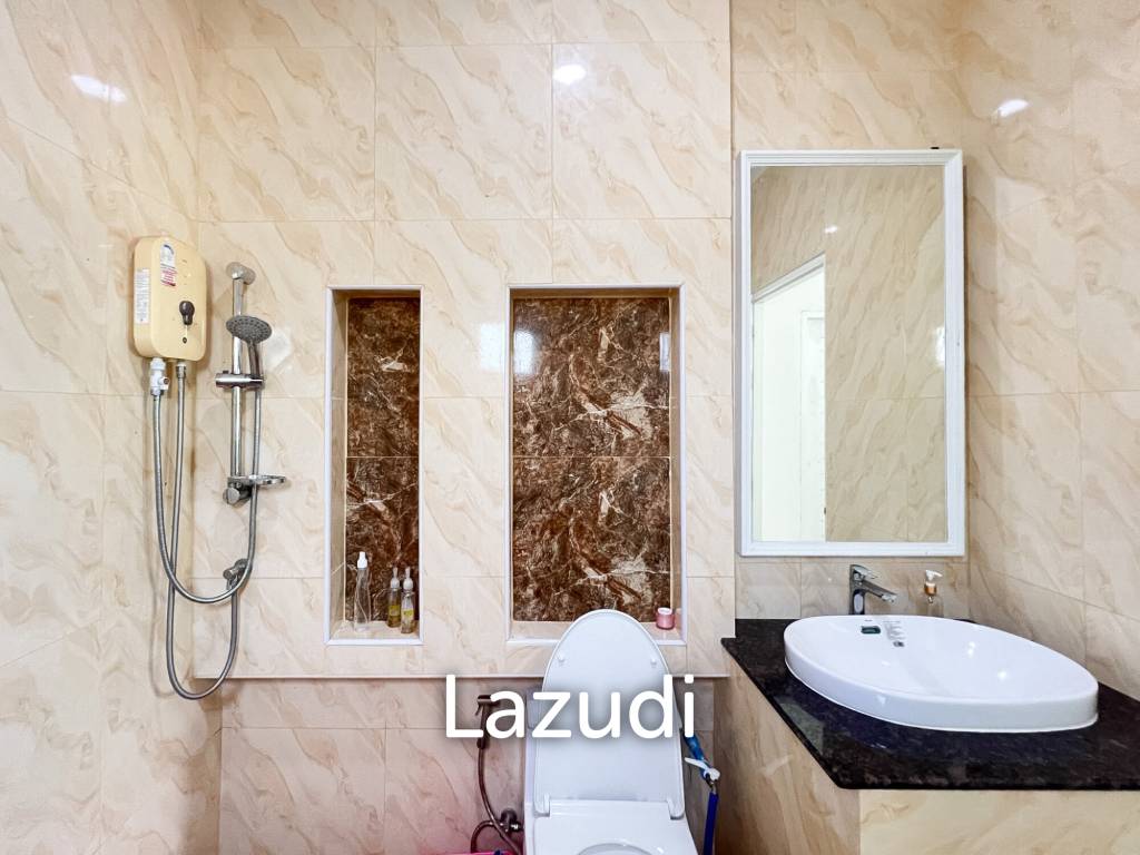4 Bedroom Detached Home on 4-2-74 Rai  in Hua Hin