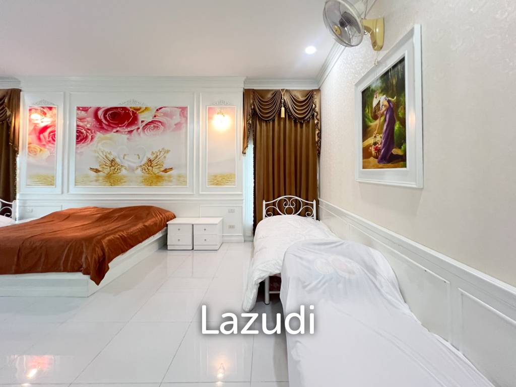 4 Bedroom Detached Home on 4-2-74 Rai  in Hua Hin