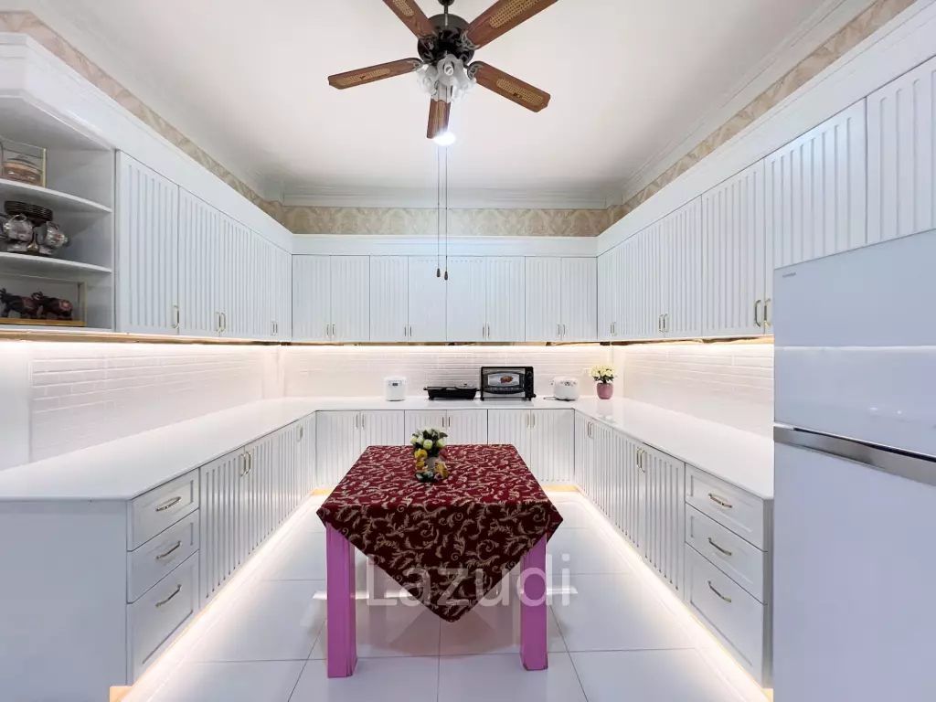 4 Bedroom Detached Home on 4-2-74 Rai  in Hua Hin
