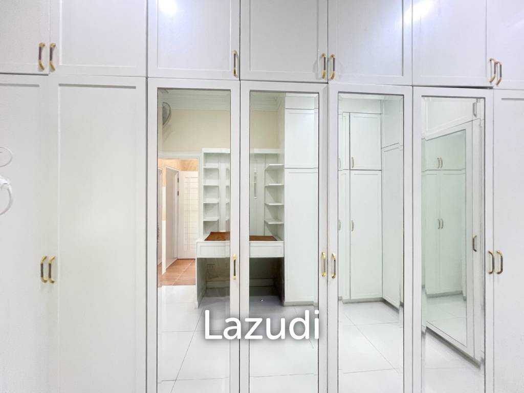 4 Bedroom Detached Home on 4-2-74 Rai  in Hua Hin