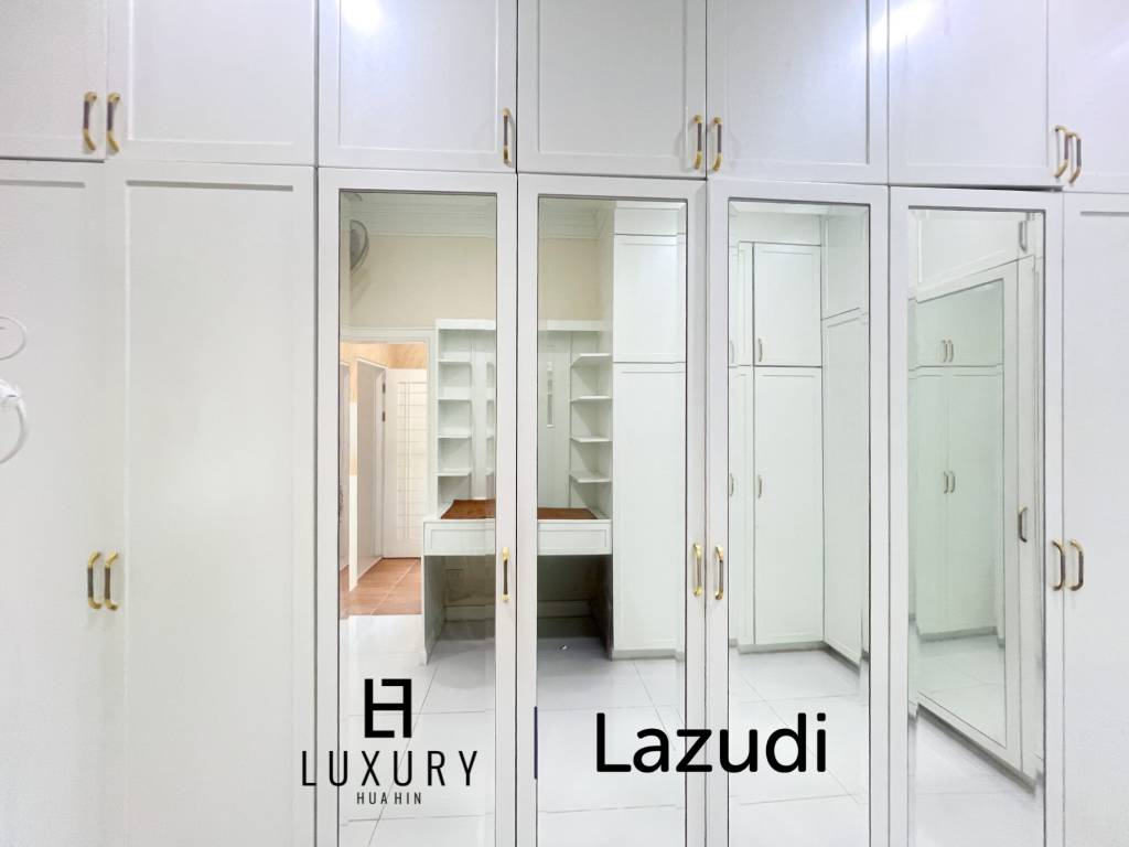 4 Bedroom Detached Home on 4-2-74 Rai  in Hua Hin