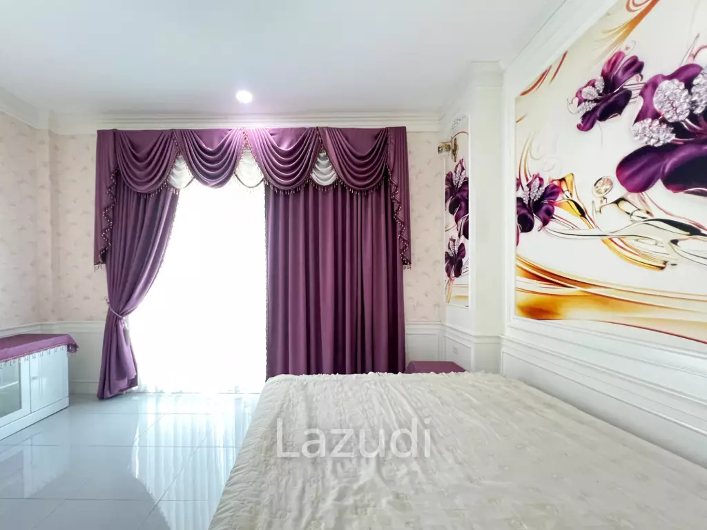 4 Bedroom Detached Home on 4-2-74 Rai  in Hua Hin