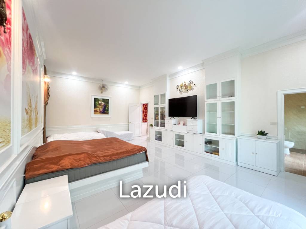 4 Bedroom Detached Home on 4-2-74 Rai  in Hua Hin