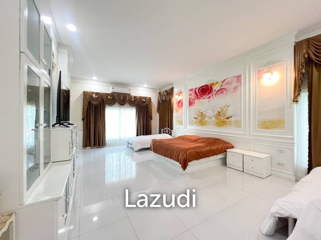 4 Bedroom Detached Home on 4-2-74 Rai  in Hua Hin