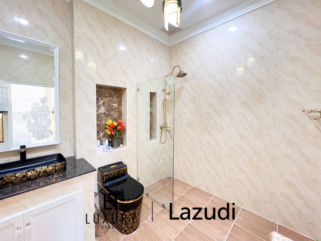 4 Bedroom Detached Home on 4-2-74 Rai  in Hua Hin