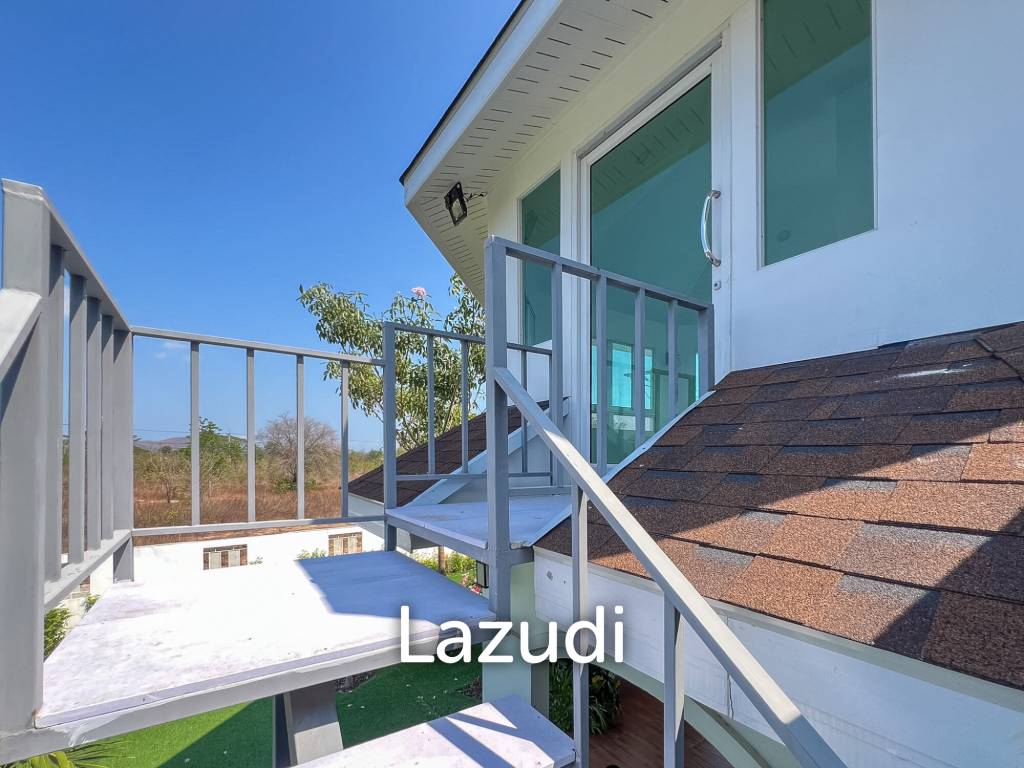 4 Bedroom Detached Home on 4-2-74 Rai  in Hua Hin