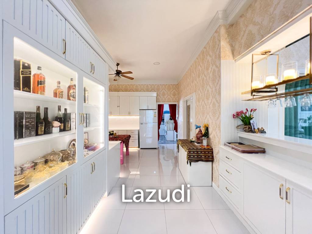 4 Bedroom Detached Home on 4-2-74 Rai  in Hua Hin