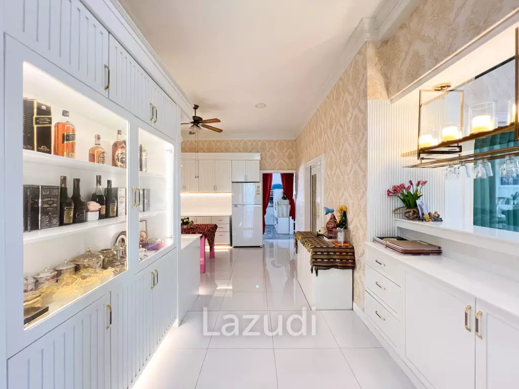4 Bedroom Detached Home on 4-2-74 Rai  in Hua Hin