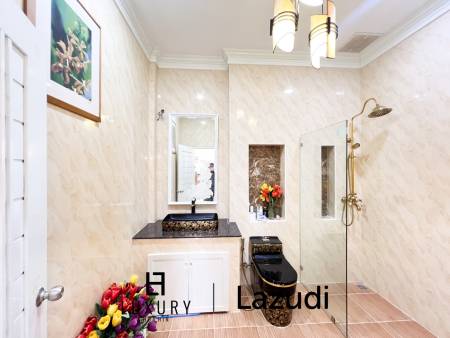 4 Bedroom Detached Home on 4-2-74 Rai  in Hua Hin