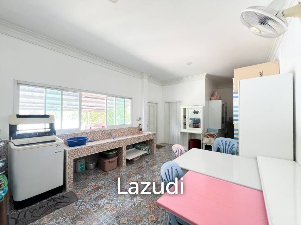 4 Bedroom Detached Home on 4-2-74 Rai  in Hua Hin