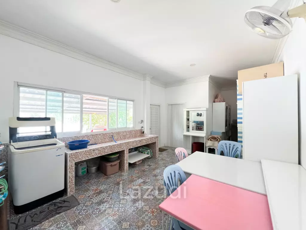 4 Bedroom Detached Home on 4-2-74 Rai  in Hua Hin