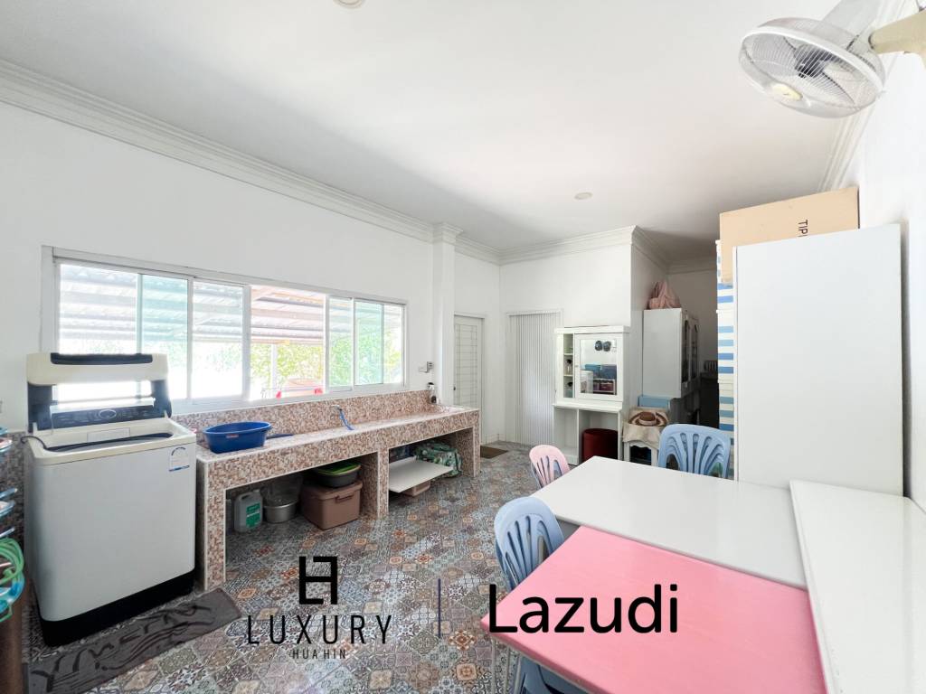 4 Bedroom Detached Home on 4-2-74 Rai  in Hua Hin