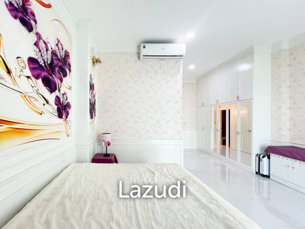 4 Bedroom Detached Home on 4-2-74 Rai  in Hua Hin