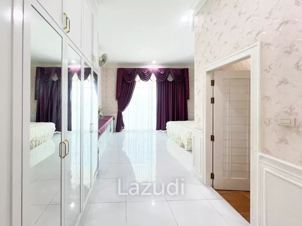 4 Bedroom Detached Home on 4-2-74 Rai  in Hua Hin