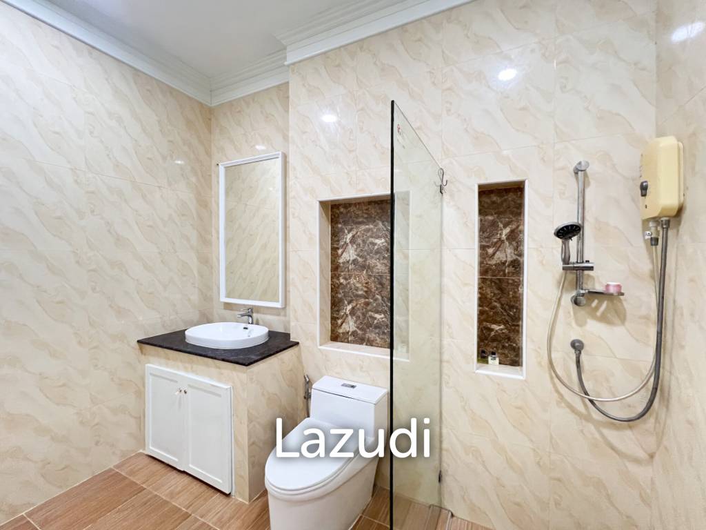 4 Bedroom Detached Home on 4-2-74 Rai  in Hua Hin
