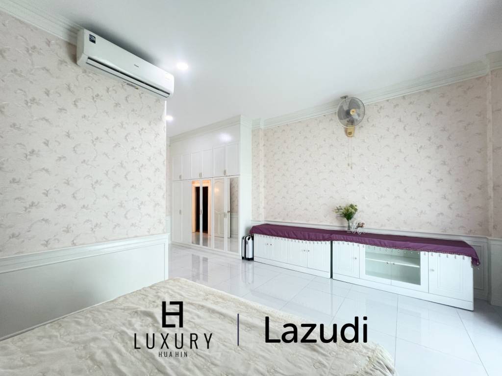 4 Bedroom Detached Home on 4-2-74 Rai  in Hua Hin