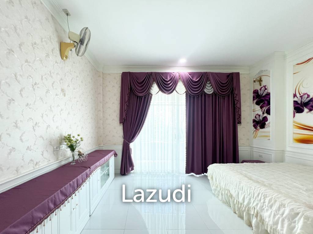 4 Bedroom Detached Home on 4-2-74 Rai  in Hua Hin