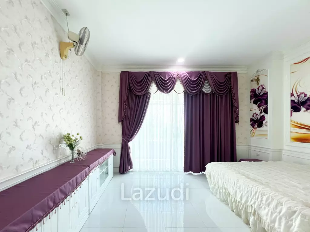 4 Bedroom Detached Home on 4-2-74 Rai  in Hua Hin