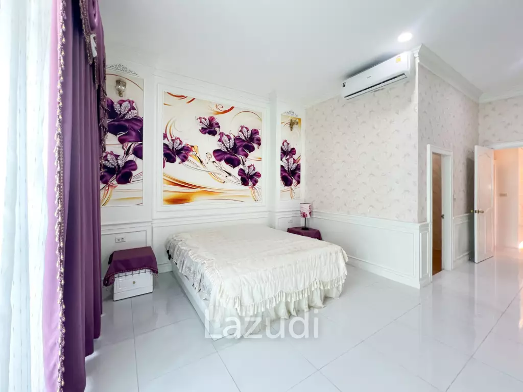 4 Bedroom Detached Home on 4-2-74 Rai  in Hua Hin