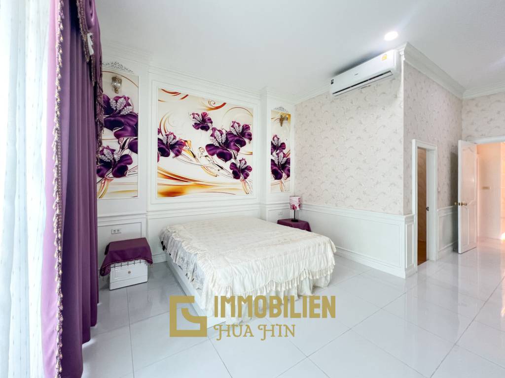 Luxuriöse Villa / pompös möbliert / 7.496 qm großes Grundstück