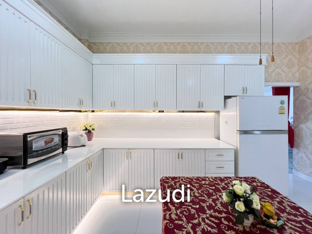 4 Bedroom Detached Home on 4-2-74 Rai  in Hua Hin