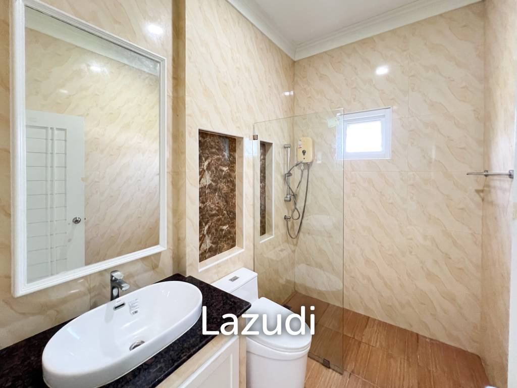 4 Bedroom Detached Home on 4-2-74 Rai  in Hua Hin