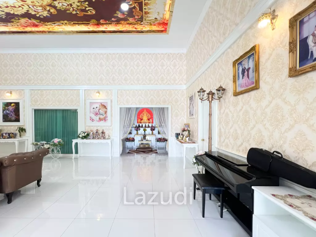 4 Bedroom Detached Home on 4-2-74 Rai  in Hua Hin