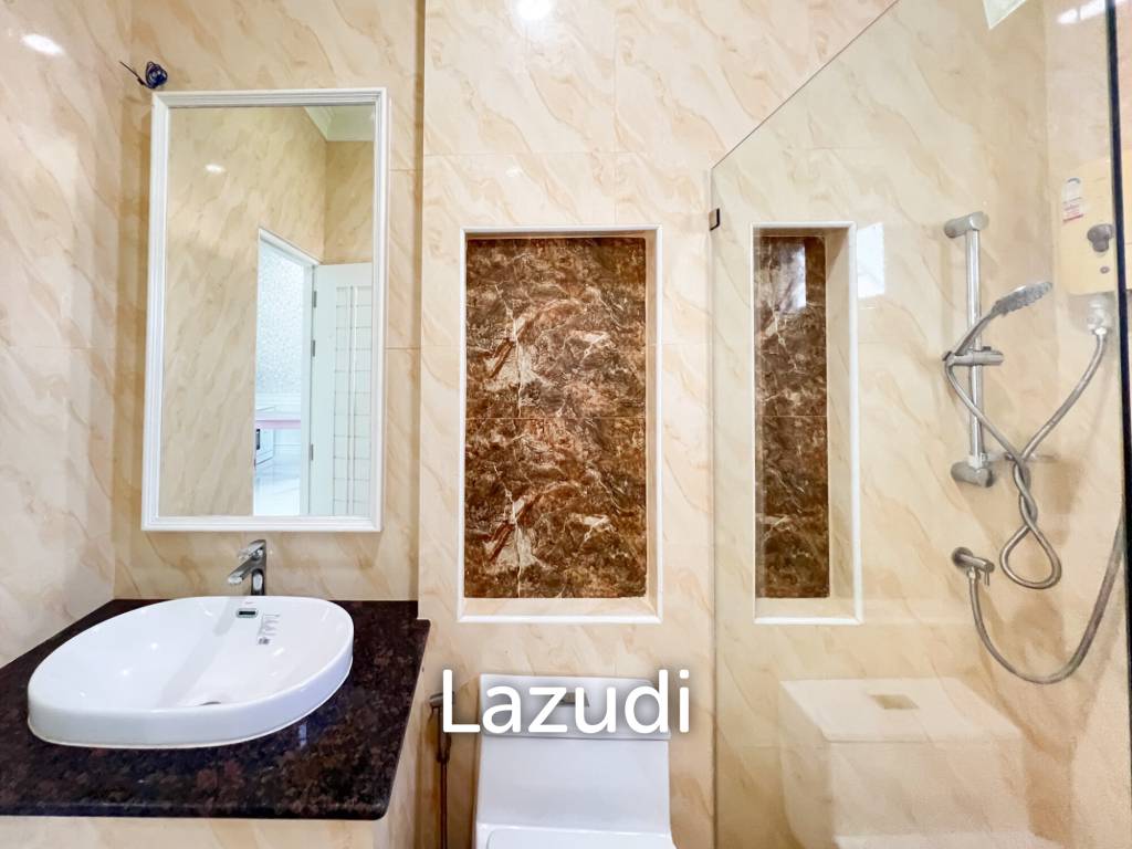 4 Bedroom Detached Home on 4-2-74 Rai  in Hua Hin
