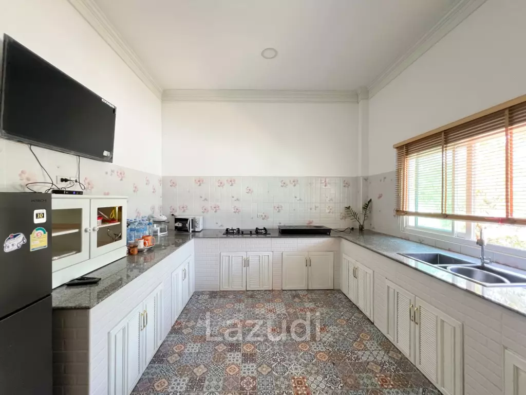 4 Bedroom Detached Home on 4-2-74 Rai  in Hua Hin