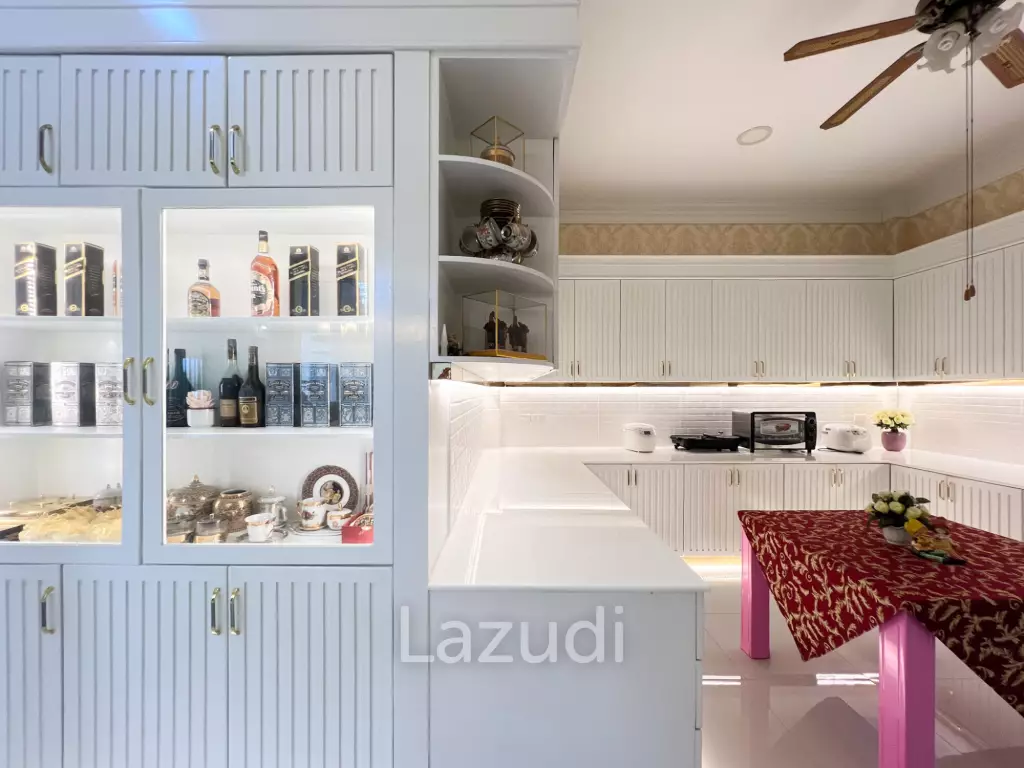 4 Bedroom Detached Home on 4-2-74 Rai  in Hua Hin