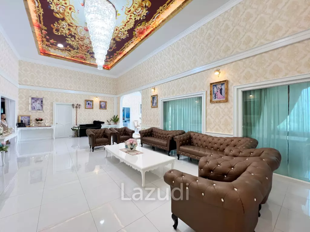 4 Bedroom Detached Home on 4-2-74 Rai  in Hua Hin