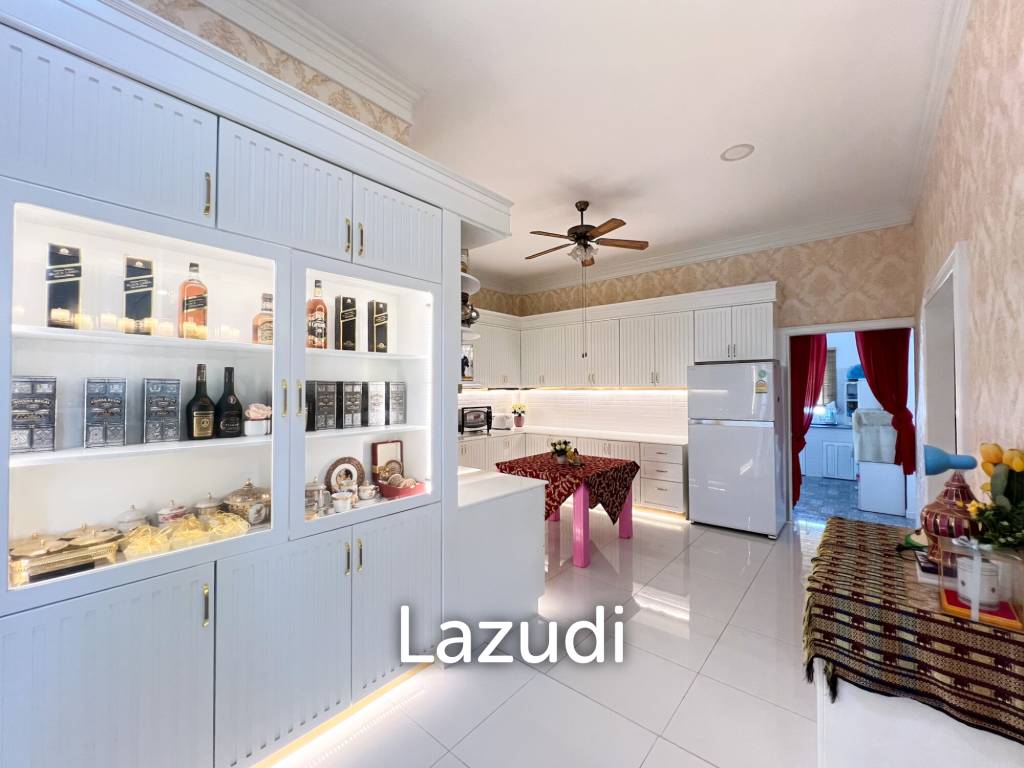 4 Bedroom Detached Home on 4-2-74 Rai  in Hua Hin
