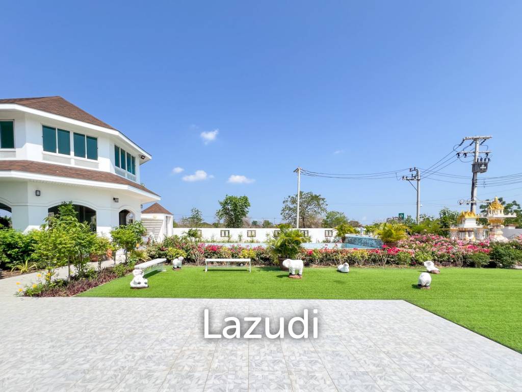 4 Bedroom Detached Home on 4-2-74 Rai  in Hua Hin