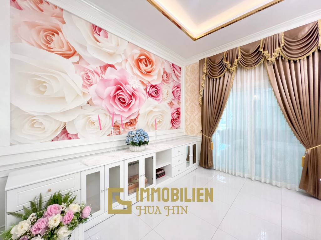 Luxuriöse Villa / pompös möbliert / 7.496 qm großes Grundstück