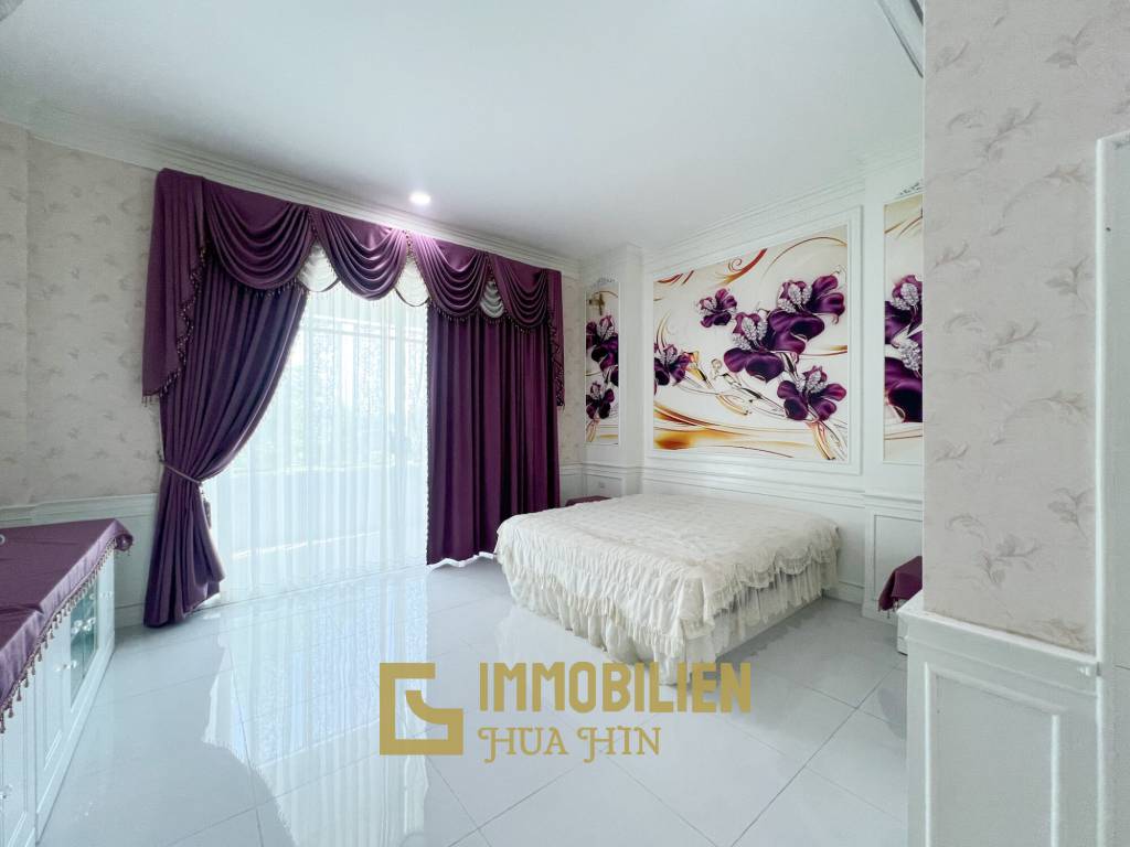 Luxuriöse Villa / pompös möbliert / 7.496 qm großes Grundstück