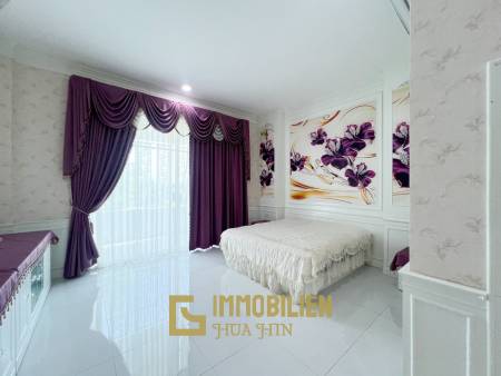 Luxuriöse Villa / pompös möbliert / 7.496 qm großes Grundstück