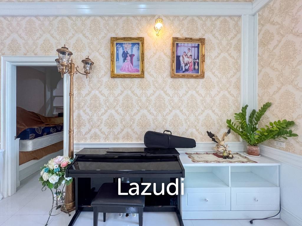 4 Bedroom Detached Home on 4-2-74 Rai  in Hua Hin