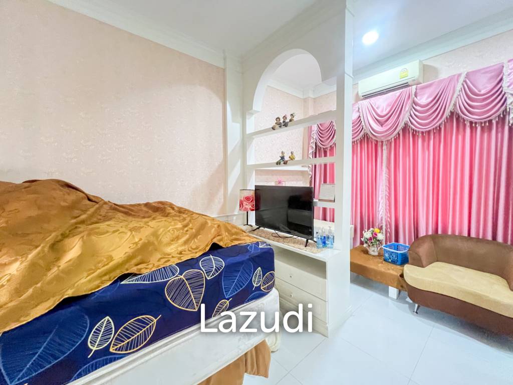 4 Bedroom Detached Home on 4-2-74 Rai  in Hua Hin