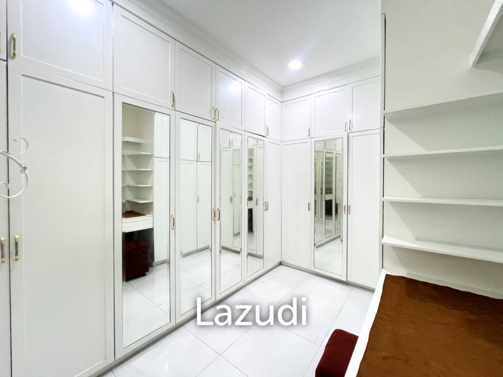 4 Bedroom Detached Home on 4-2-74 Rai  in Hua Hin