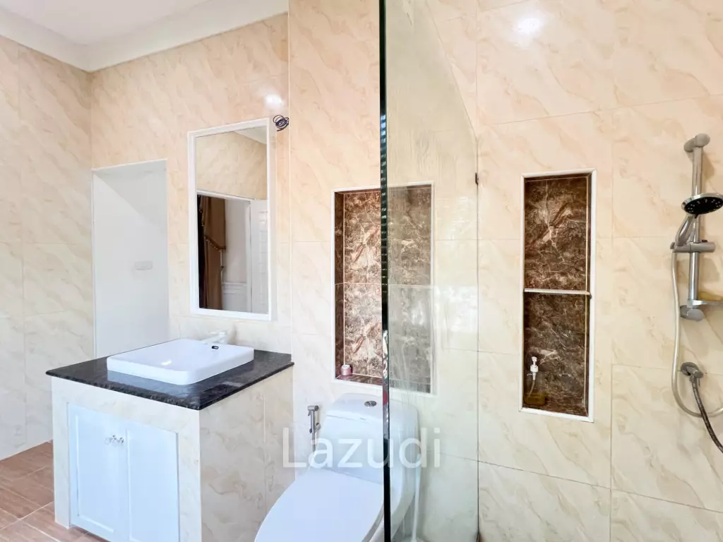 4 Bedroom Detached Home on 4-2-74 Rai  in Hua Hin