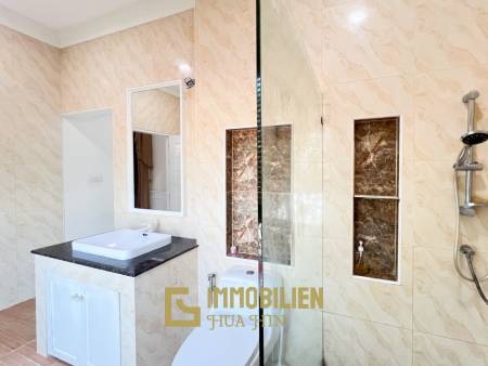 Luxuriöse Villa / pompös möbliert / 7.496 qm großes Grundstück