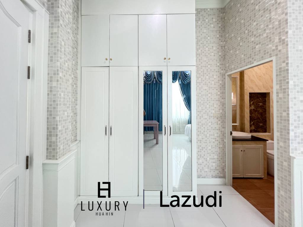 4 Bedroom Detached Home on 4-2-74 Rai  in Hua Hin