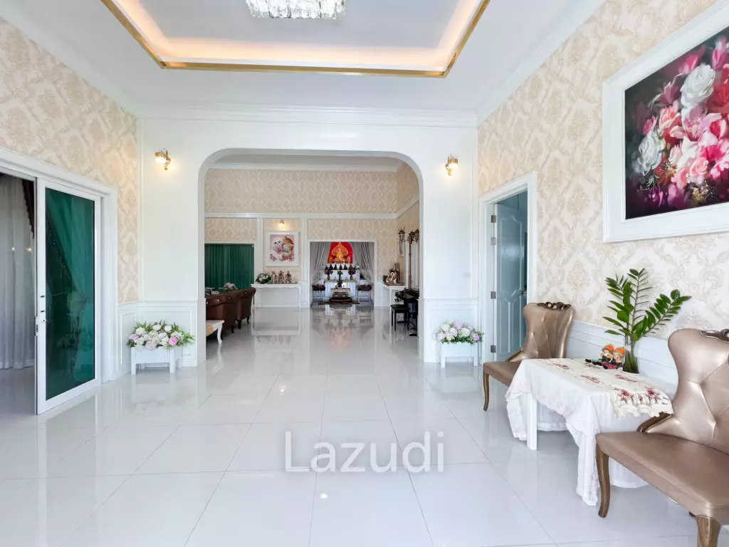 4 Bedroom Detached Home on 4-2-74 Rai  in Hua Hin