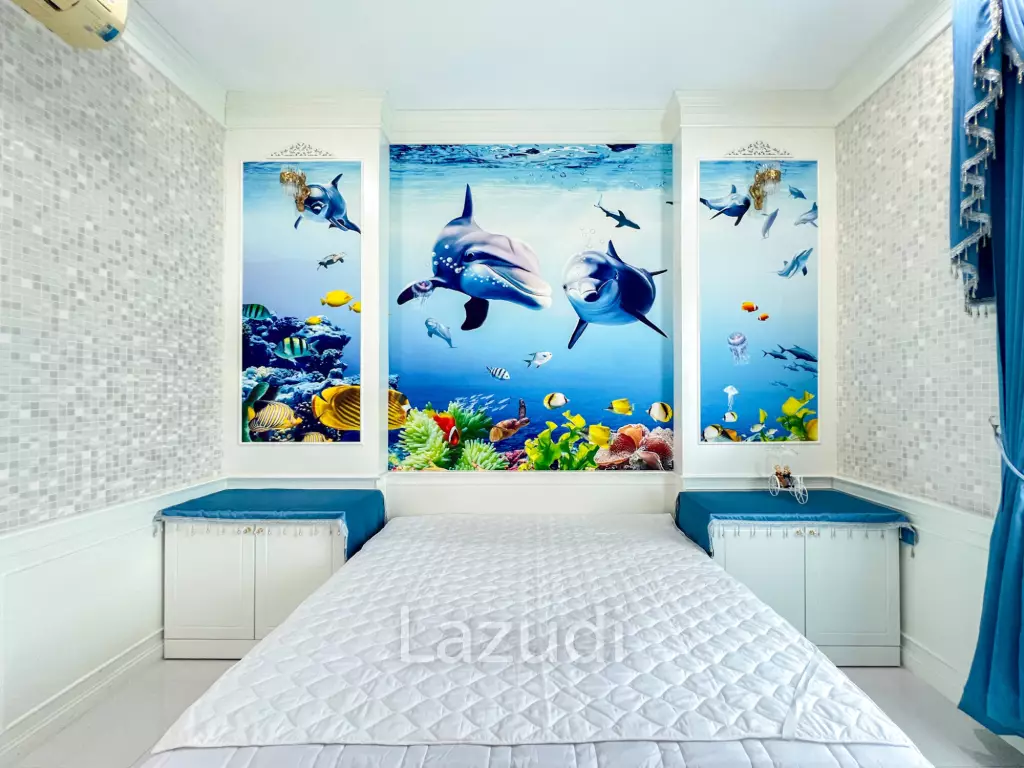 4 Bedroom Detached Home on 4-2-74 Rai  in Hua Hin
