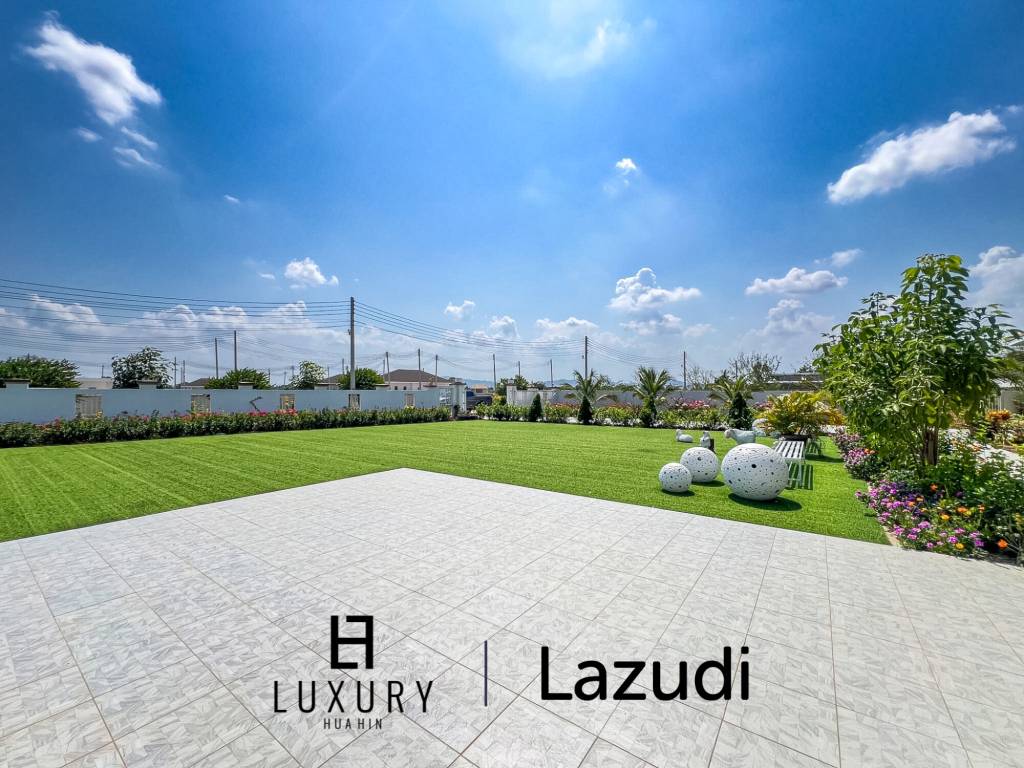 4 Bedroom Detached Home on 4-2-74 Rai  in Hua Hin