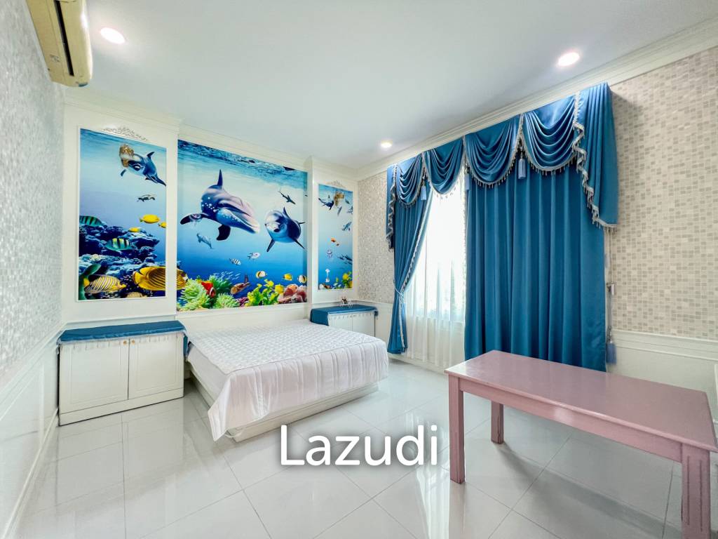 4 Bedroom Detached Home on 4-2-74 Rai  in Hua Hin
