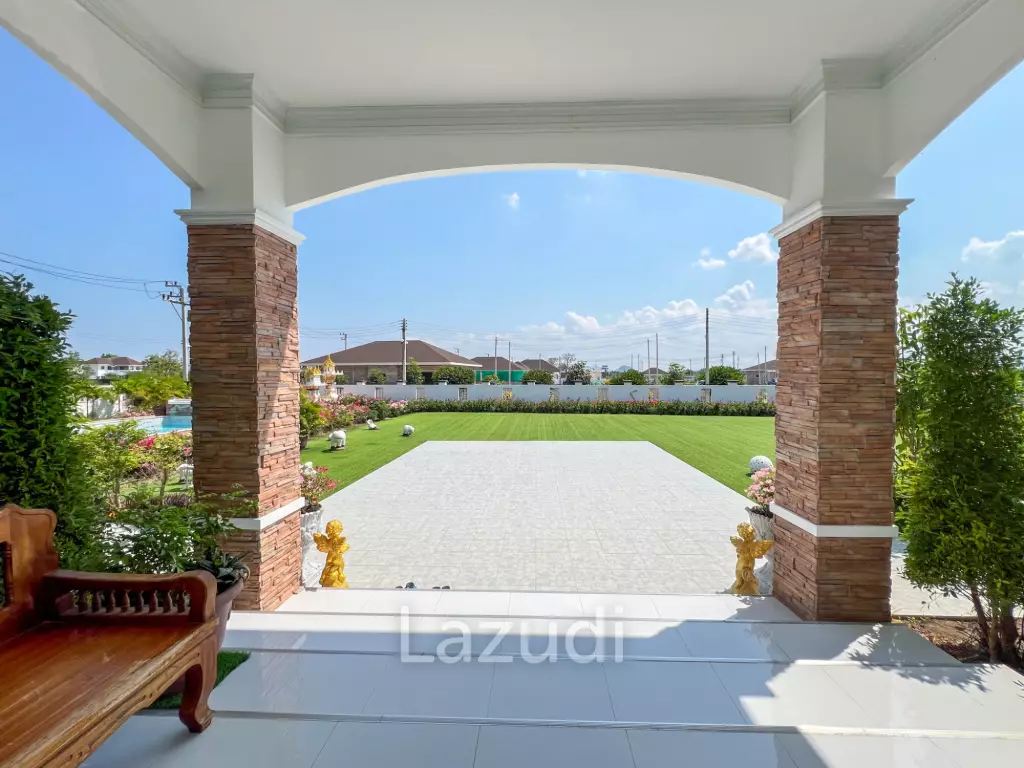 4 Bedroom Detached Home on 4-2-74 Rai  in Hua Hin